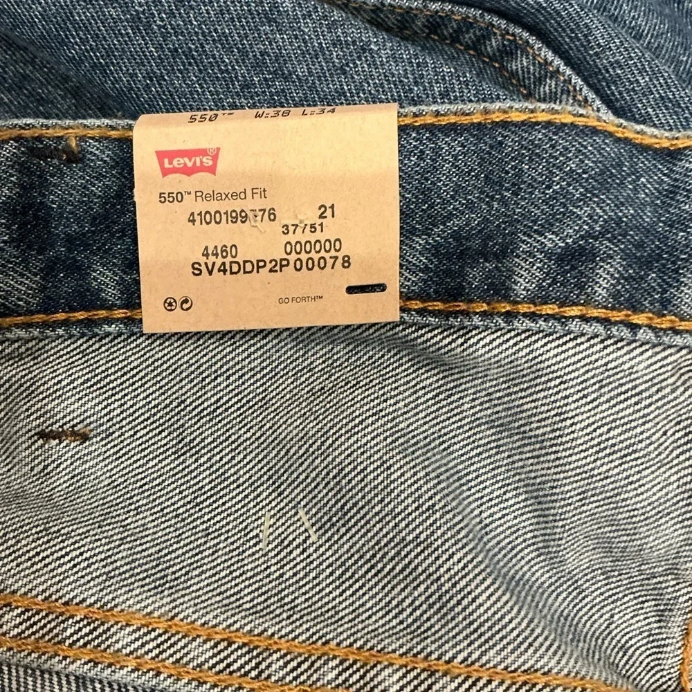 Levi's Strauss 550 Relaxed Fit Jeans High Waist Straight Leg Size 38 x 34  New